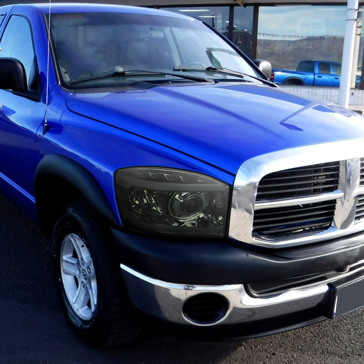 2006-2008 Dodge RAM 1500/ 2006-2009 Dodge RAM 2500/3500 LED Tube Projector Headlights (Chrome Housing/Smoked Lens)