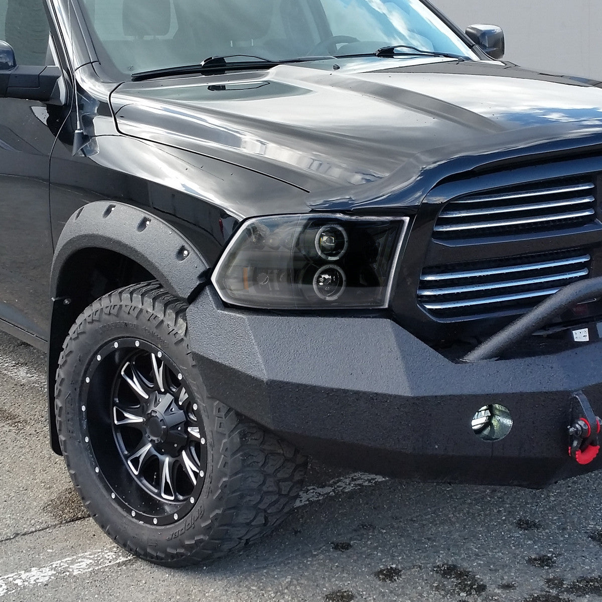 2009-2018 Dodge RAM 1500 / 2019-2021 RAM Classic / 2010-2018 RAM 2500 3500 Dual Halo Projector Headlights (Jet Black Housing/Clear Lens)