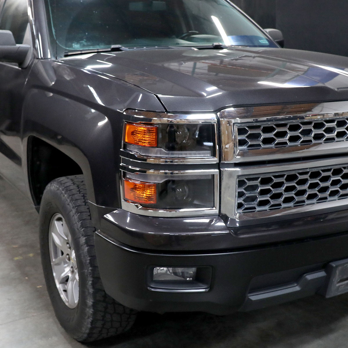 2014-2015 Chevrolet Silverado 1500 Animated/Switchback Sequential LED Bar Projector Headlights