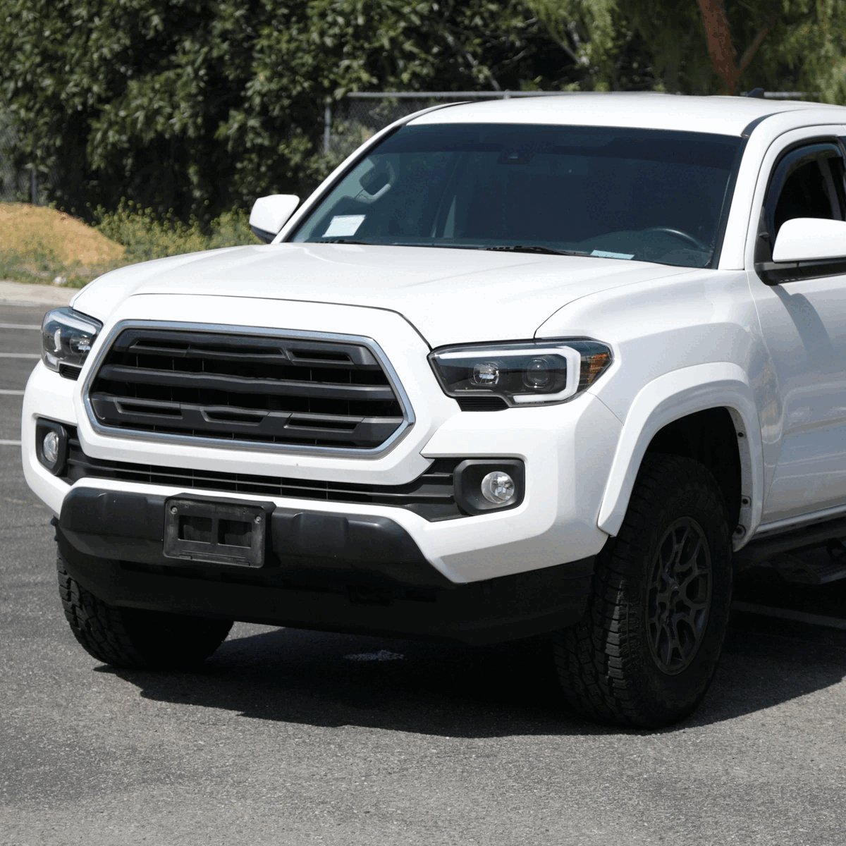 2016-2023 Toyota Tacoma Switchback LED C-Bar Projector Headlights (Chrome Housing/Clear Lens)