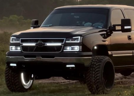 03-07 Chevrolet Silverado DRL Grille Light Bars