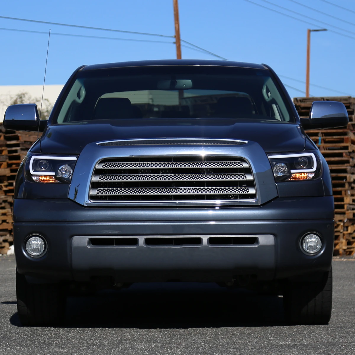 2007-2013 Toyota Tundra/ 2008-2017 Sequoia LED C-Bar Projector Headlights (Black Housing/Clear Lens)