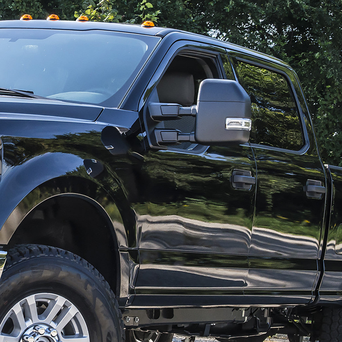 2017-2019 Ford F-250/F-350/F-450/F-550 Super Duty Power Adjustable, Heated, BSM, ATS, & Manual Extendable Towing Mirrors w/ Clear Lens LED Turn Signal, Clearance, & Auxiliary Lights